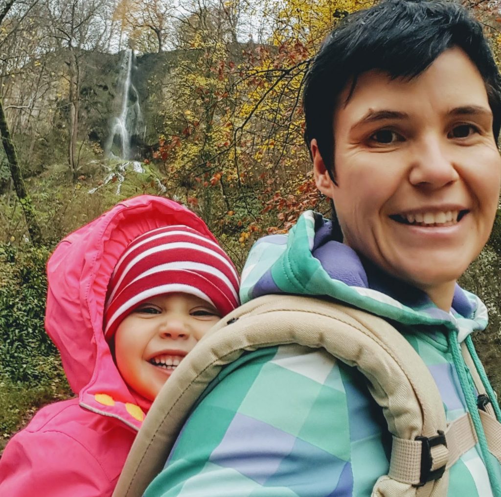 Ergobaby Trage Im Test Bequem Und Ruckenfreundlich Fur Baby Und Mama