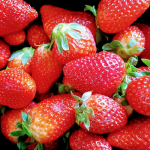 7 Erdbeer Rezepte für heiße Tage: Erdbeer-Eis, Frozen Joghurt, Smoothie